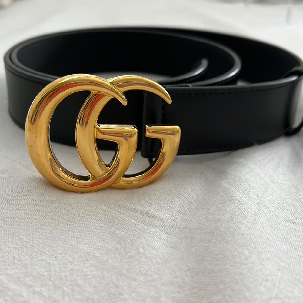 Double G black leather 1.5” thick Gucci belt.  Never worn.